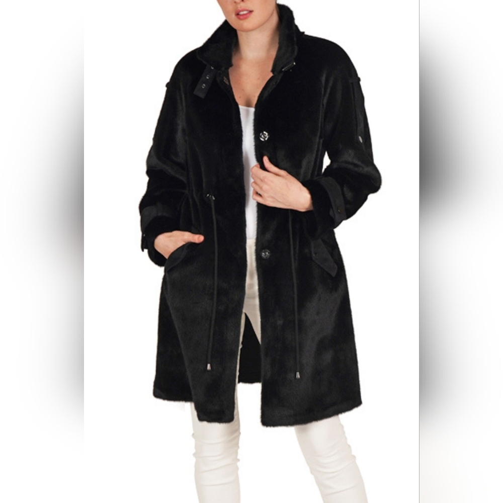 NWT - LOVE TOKEN BLACK FAUX FUR COAT LT96136